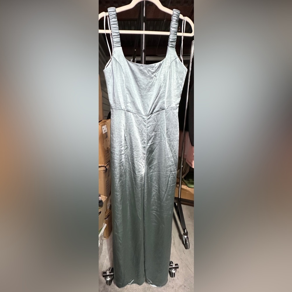 Elliatt | Janzen Satin Jumpsuit - Picture 3 of 7